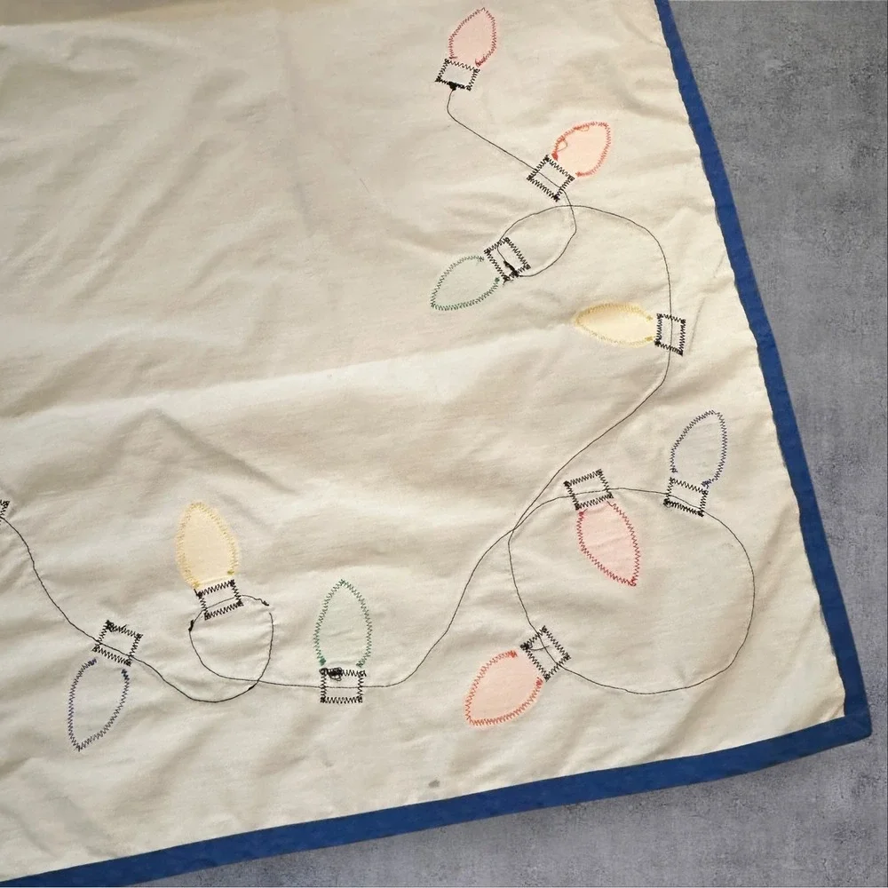 Handmade Christmas Tablecloth Fabric Applique‎ Lights Signed Dated 1991 43x41